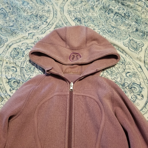 Lululemon Purple Chevron Scuba Hoodie *HOST PICK* - Picture 3 of 9